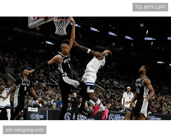 关键时刻：文班亚马最后时刻封盖爱德华兹上篮锁定胜局